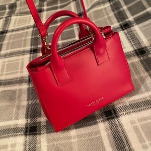 Teddy Blake Bella Vitello Handbag ❤️